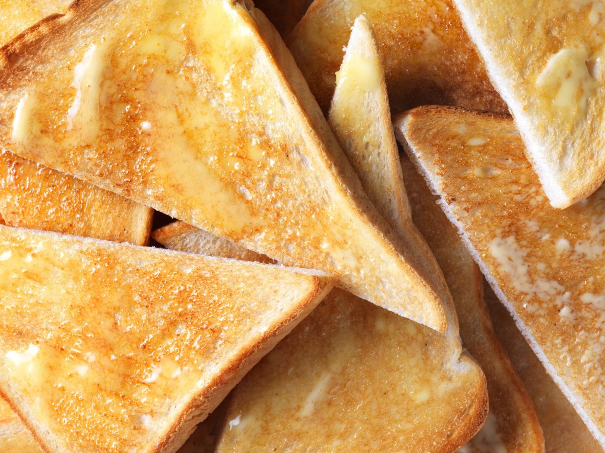 Warburtons toaster sale