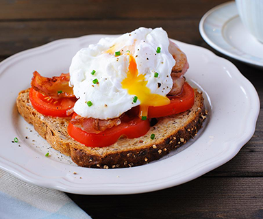 Bacon and Egg Breakfast Sandwich | Recipes | Warburtons