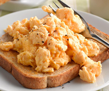 Creamy Scrambled Egg on Toast | Recipes | Warburtons
