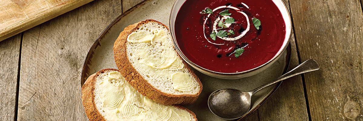 Warburtons Gluten Free Beautiful Beetroot Soup
